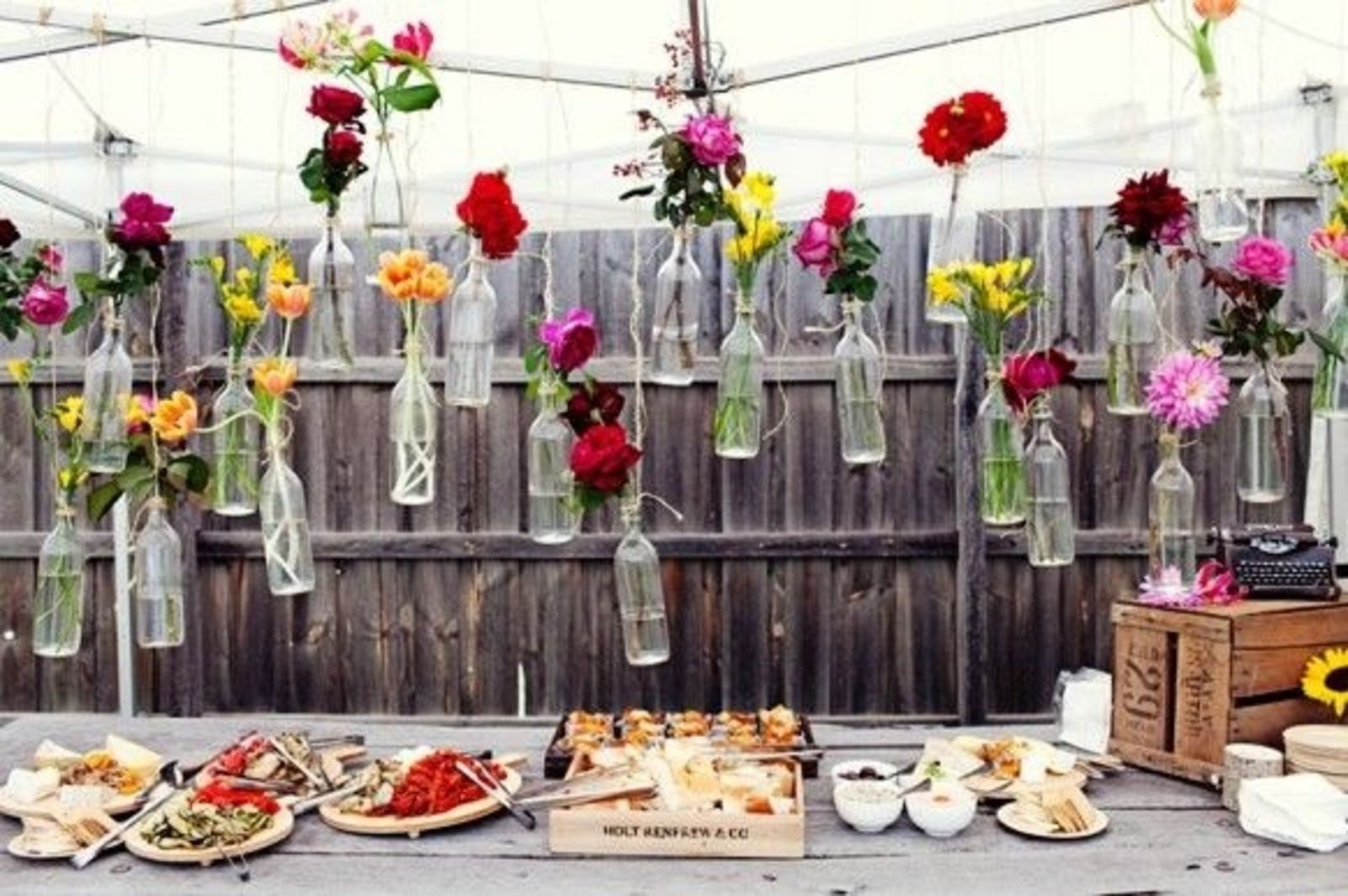 Backyard Wedding | Backyard Wedding Ideas | 123WeddingCards