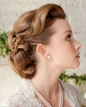 Hairstyles for Indian Wedding  20 Showy Bridal Hairstyles