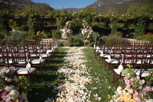 Spring-Wedding-Ideas---123WeddingCards