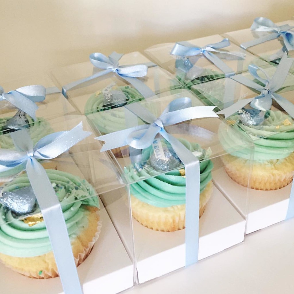 White choc mud cupcakes - 123WeddingCards