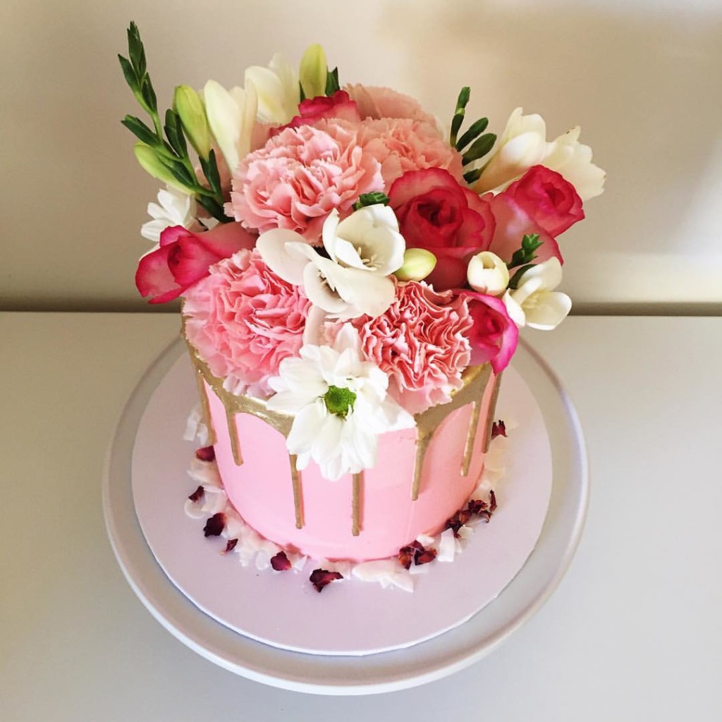 vanilla cake loaded with nutella Buttercream - 123WeddingCards