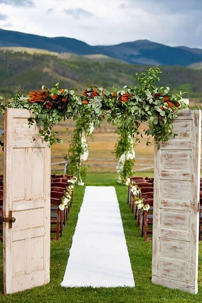 Choose unconventional wedding venue