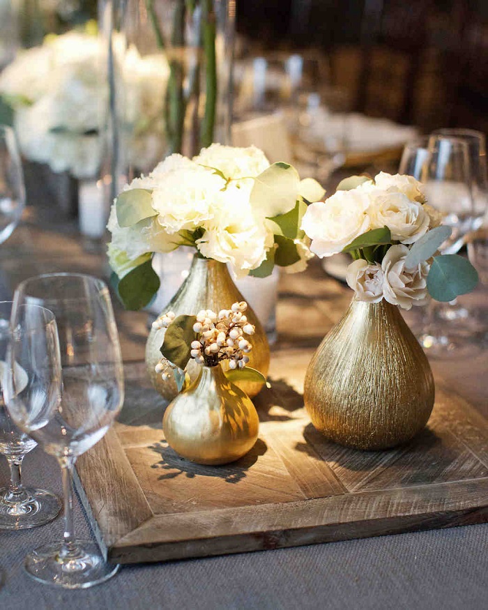 A metallic silver hue on your centerpiece