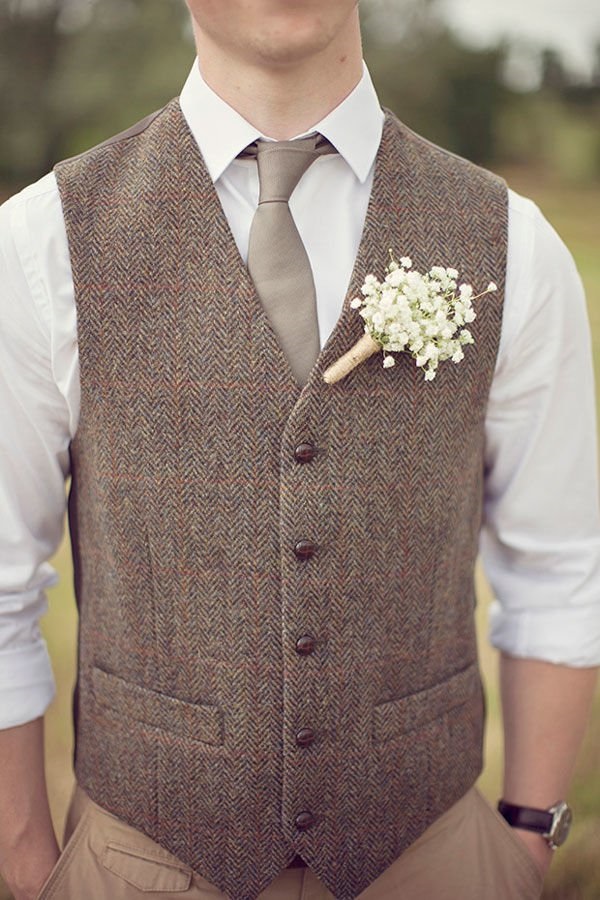 An outrageous jacket idea for grooms - 123WeddingCards