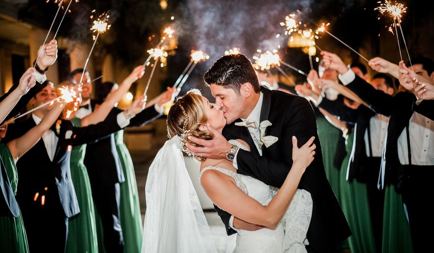 use of sparklers as props for wedding photographs_1