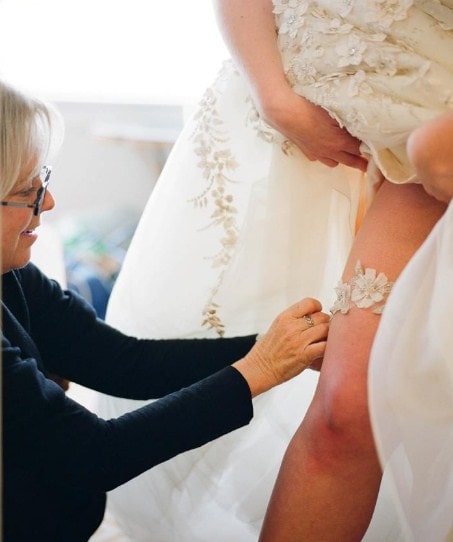 Wedding Garter Traditions That You Need To Know!! - 123WeddingCards