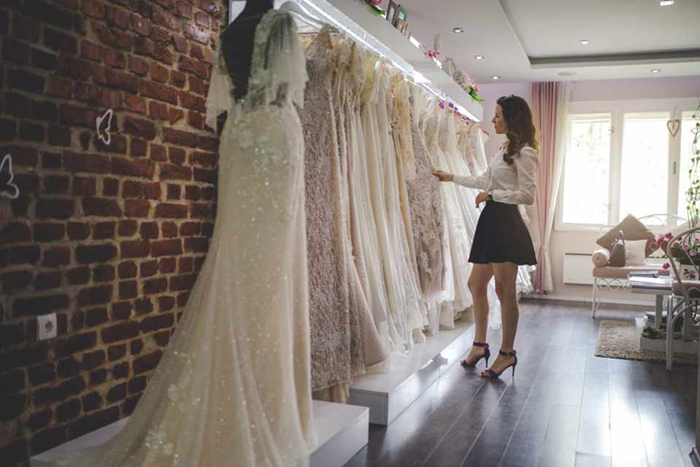 Time to Purchase Wedding Dress – An Ultimate Guide