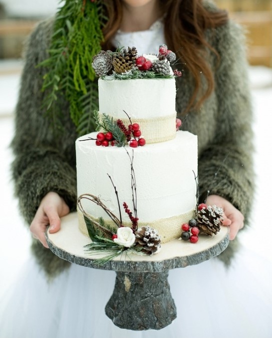 winter wedding cake