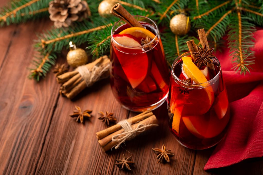 Christmas Punch (Cocktails and Mocktails)